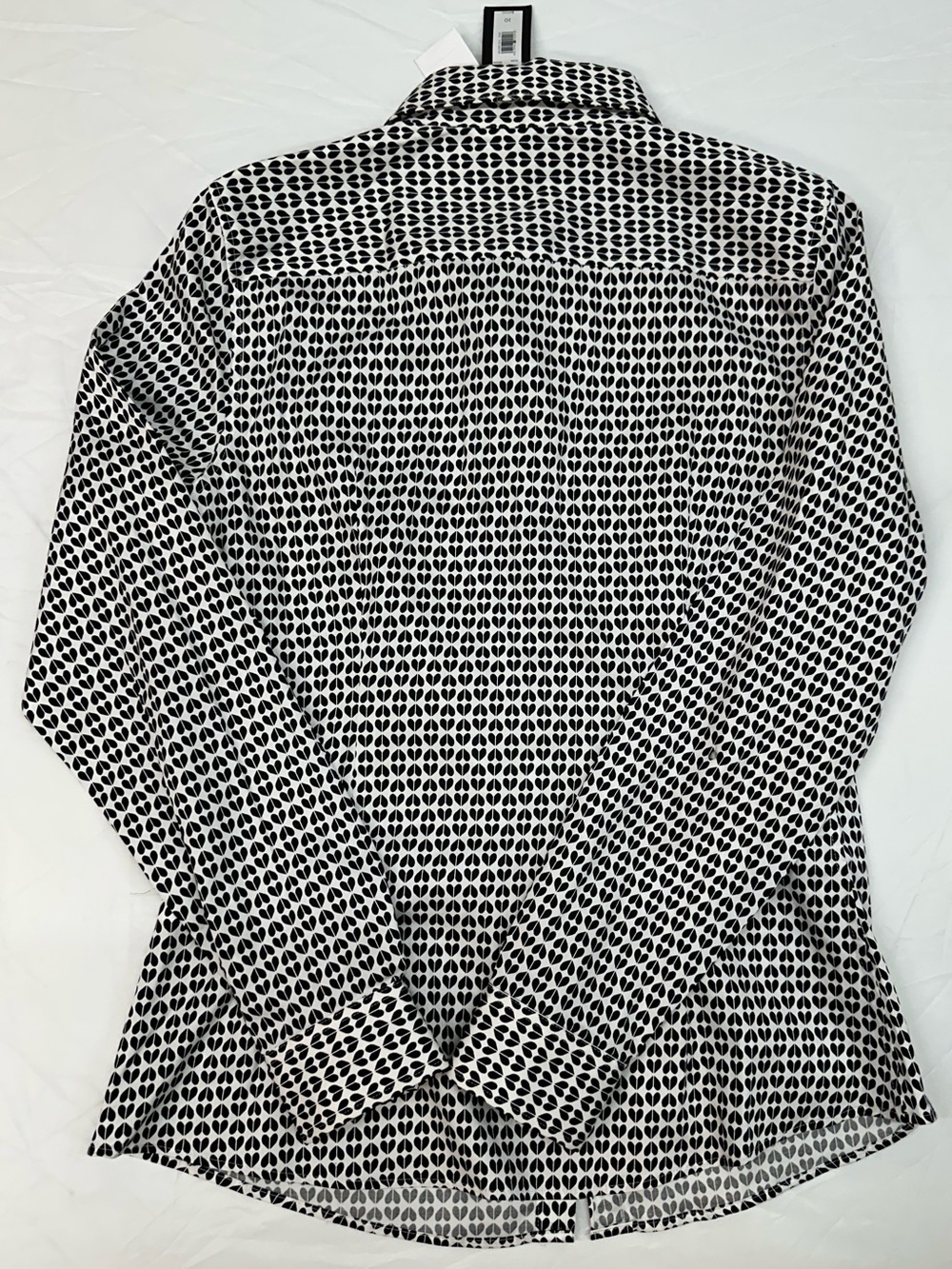 Banana Republic Black and White Geometric Button-Down Shirt NWT - Picture 2 of 3